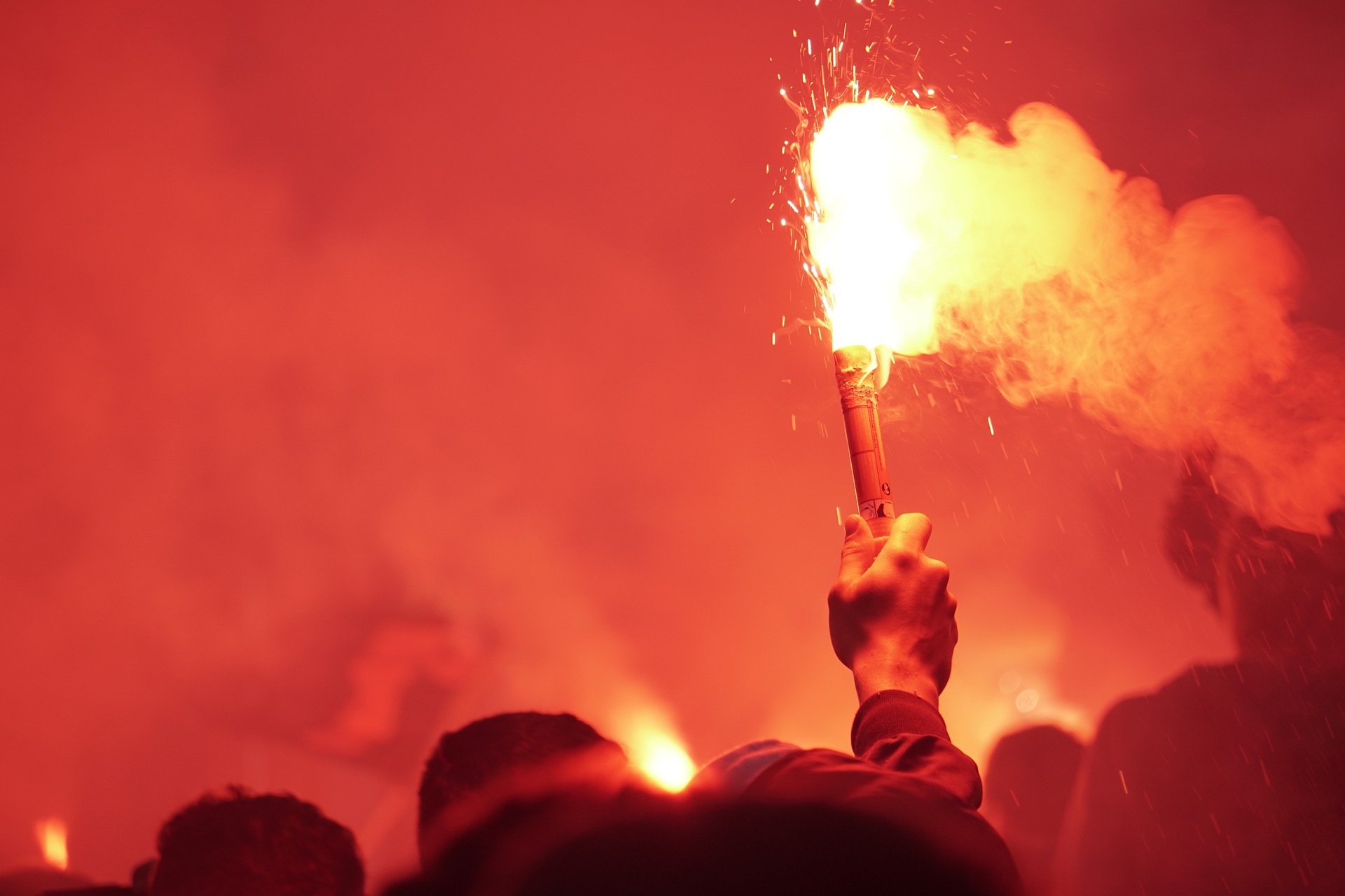 Pyrotechnik Abgefackelt: Hohe Geldstrafe Für Mainz 05