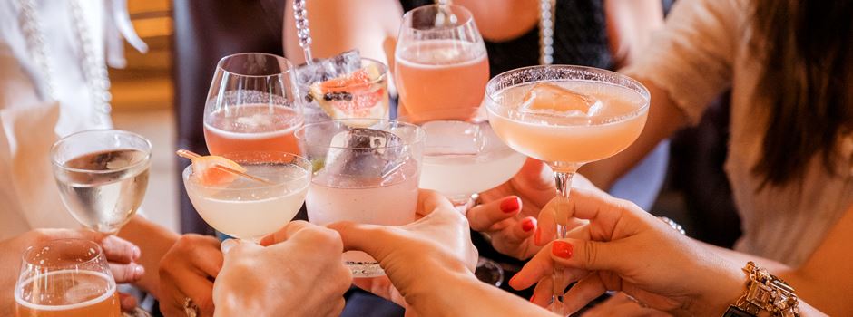 Silvester-Cocktails 2022: Fruchtig, spritzig ins neue Jahr