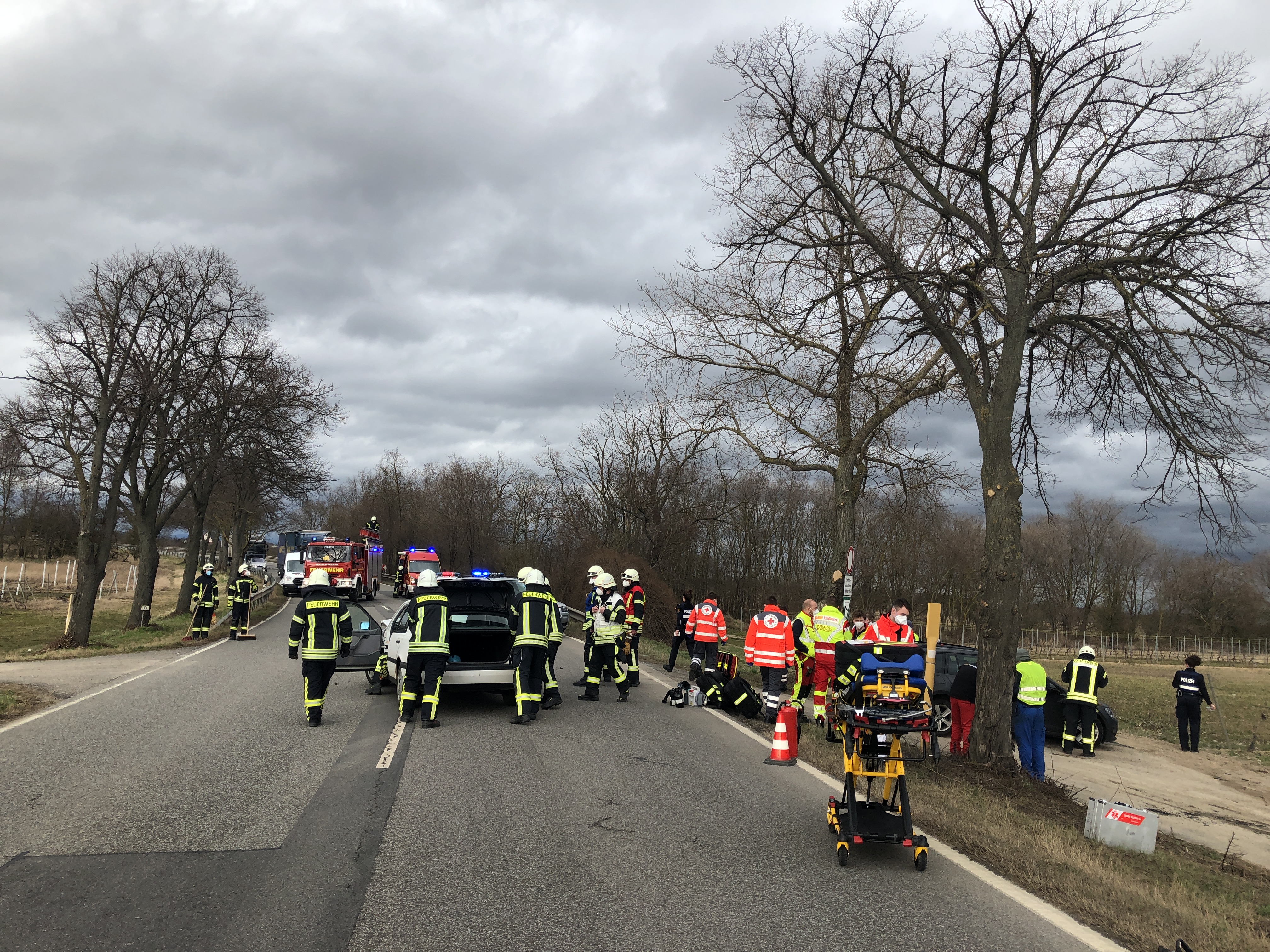 Unfall Auf Der B9 Zwischen Worms Und Mainz