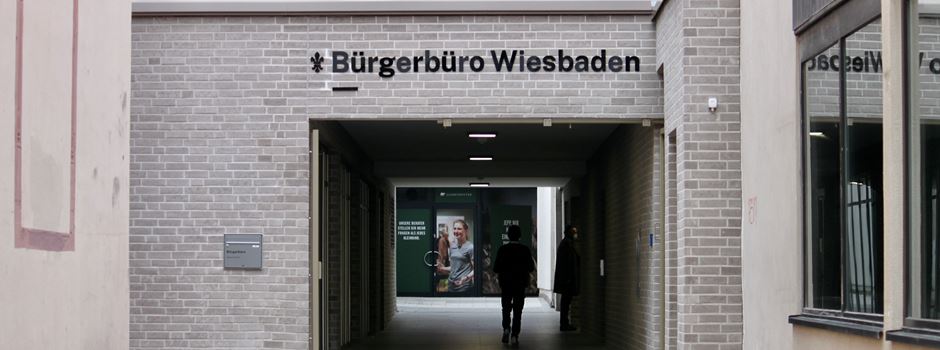 Weiter Maskenpflicht in Wiesbadener Bürgerbüro, Standesamt und Co.