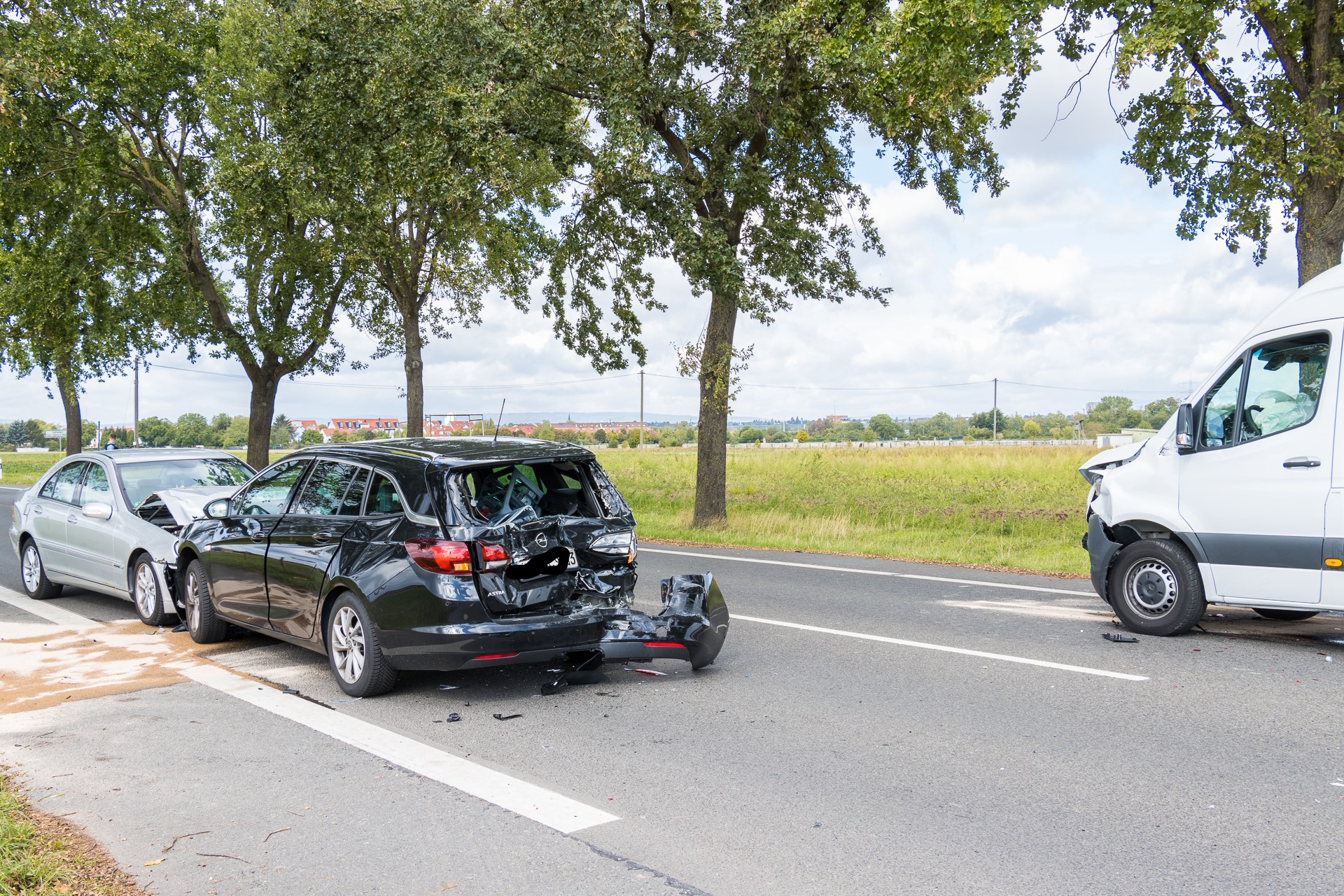 Schwerer Verkehrsunfall Bei Bischofsheim: Drei Verletzte Nach Crash