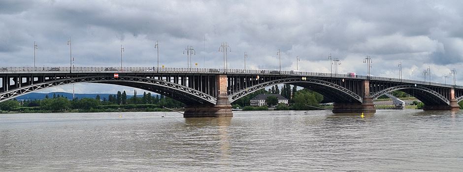 Verkehrsbehinderungen auf der Theodor-Heuss-Brücke angekündigt