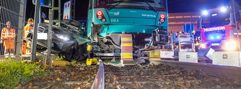 Crash mit U-Bahn: Fahrer schwer verletzt