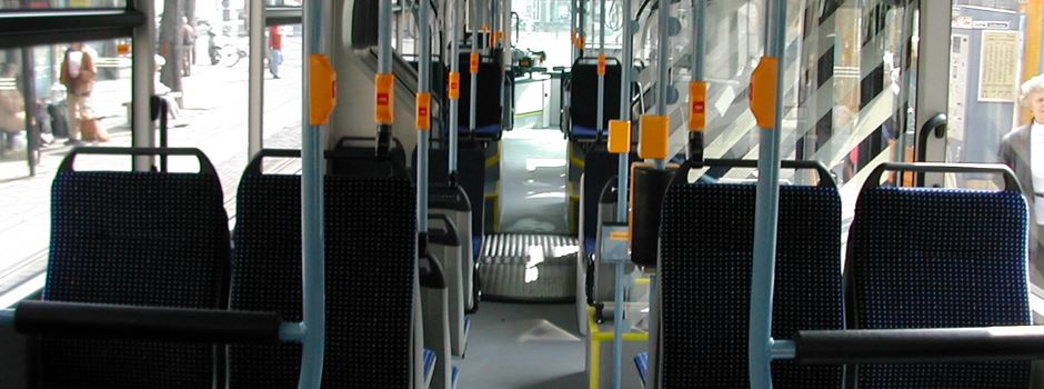 Wiesbadener droht, Mainzer Bus-Kontrolleure „abzustechen“