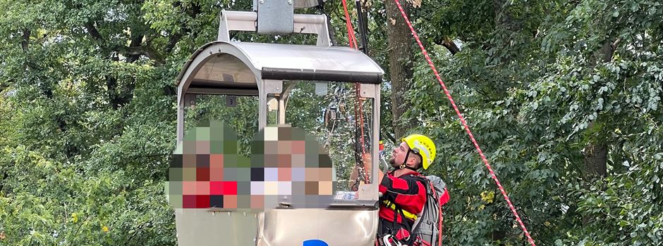 Großeinsatz: Feuerwehr muss Fahrgäste aus Rüdesheimer Seilbahn retten