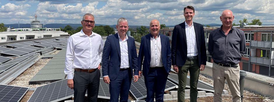 Stadtwerke wollen Photovoltaik-Anlagen auf Hausdächern bauen