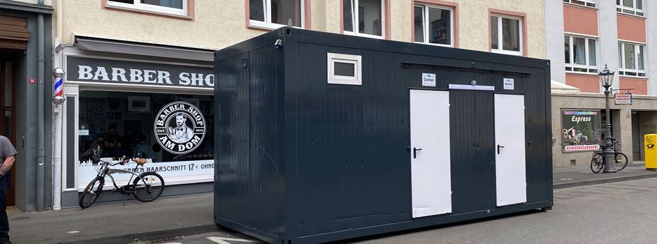 Mainzer Geschäftsleute laufen Sturm: Ärger über Klo-Container vor Ladenzeile