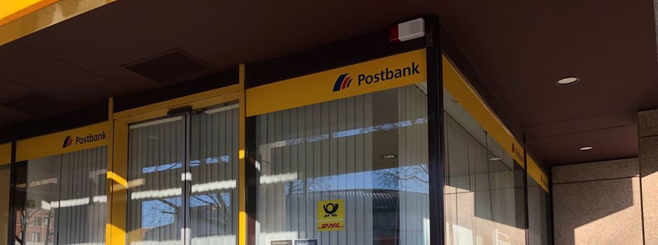 Postbank-Filiale am Hauptbahnhof kämpft mit Personalausfällen und Betrügern