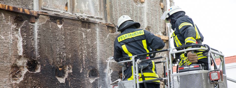 Hausbrand in Bad Soden führt zu Feuerwehr-Großeinsatz - Merkurist