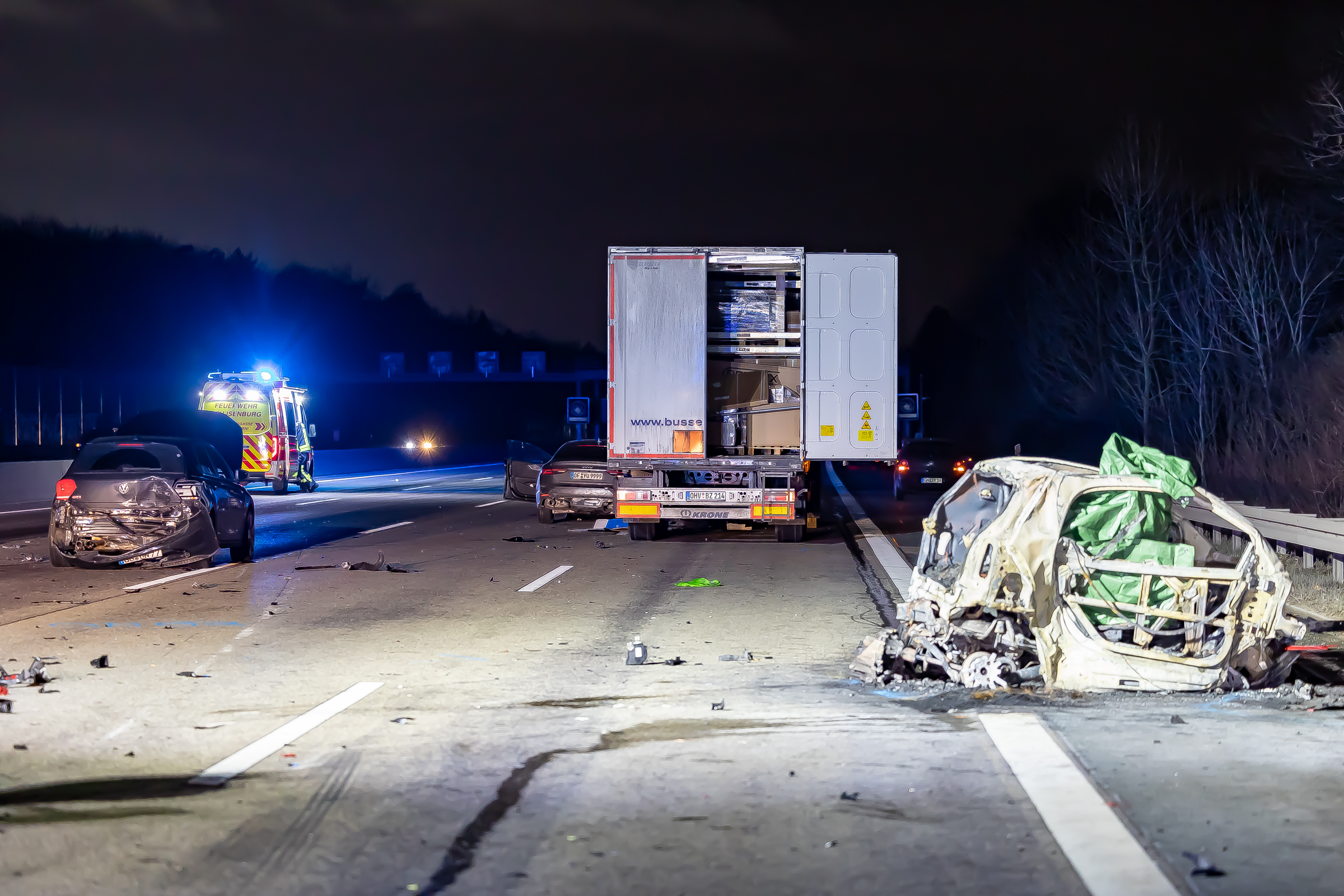 Horror-Unfall Auf A3 – Ein Toter, Mehrere Schwerverletzte