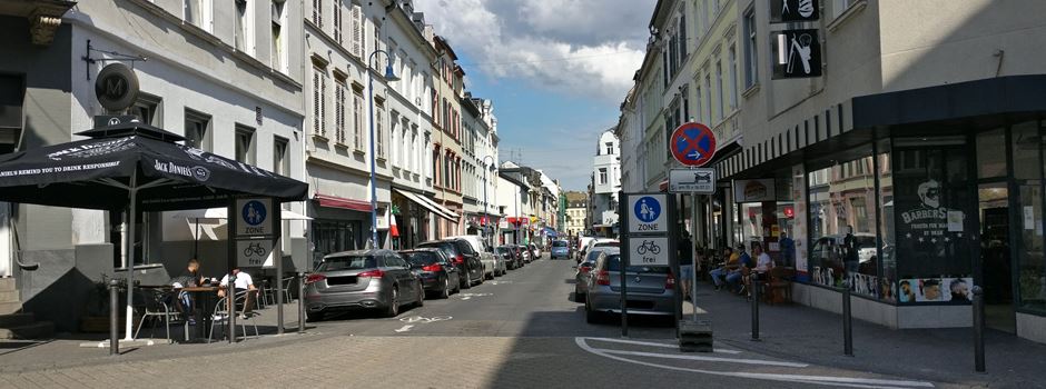 Mann (28) bei Messer-Raub in Wellritzstraße verletzt