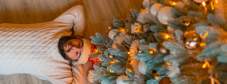 Alleine an Weihnachten: Wie ihr die Feiertage übersteht