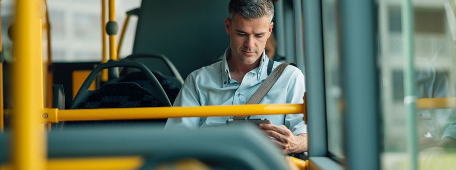 Warum läuft in Frankfurter Bussen und Bahnen kein Radio?