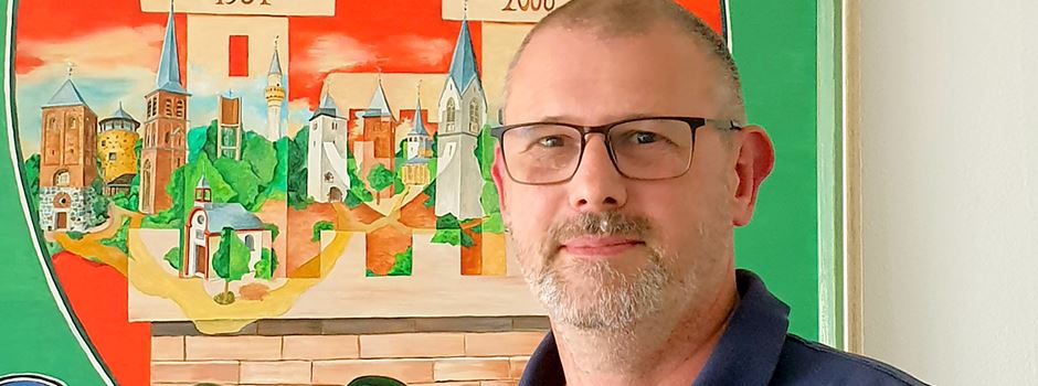 Leiter der Feuerwehr Niederkassel: Heinz Ewald Verwey im Amt bestätigt