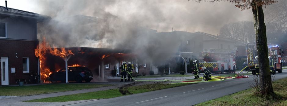 Feuer drohte auf Wohngebäude überzugreifen - 80.000 Euro Schaden