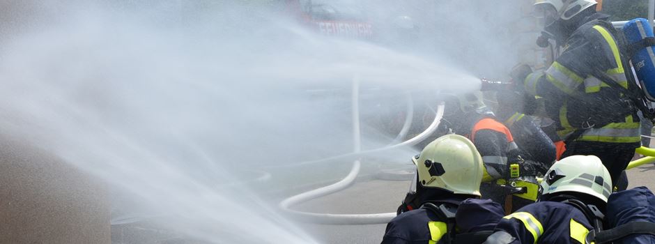 Rauchsäule über Biebrich – Großeinsatz der Feuerwehr