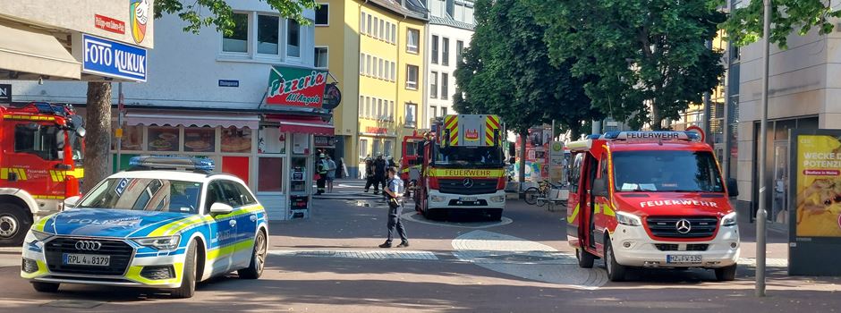 Großbrand in Mainzer Altstadt: 100 Feuerwehrleute im Einsatz