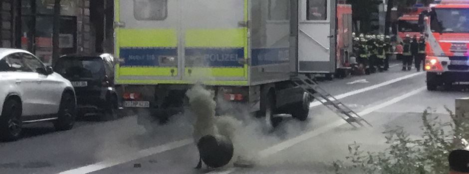 Großeinsatz in Wiesbaden: Polizei sprengt Behälter mit „Gefahrenstoff“